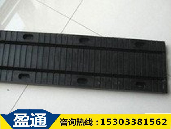 板式橡膠伸縮縫2.jpg